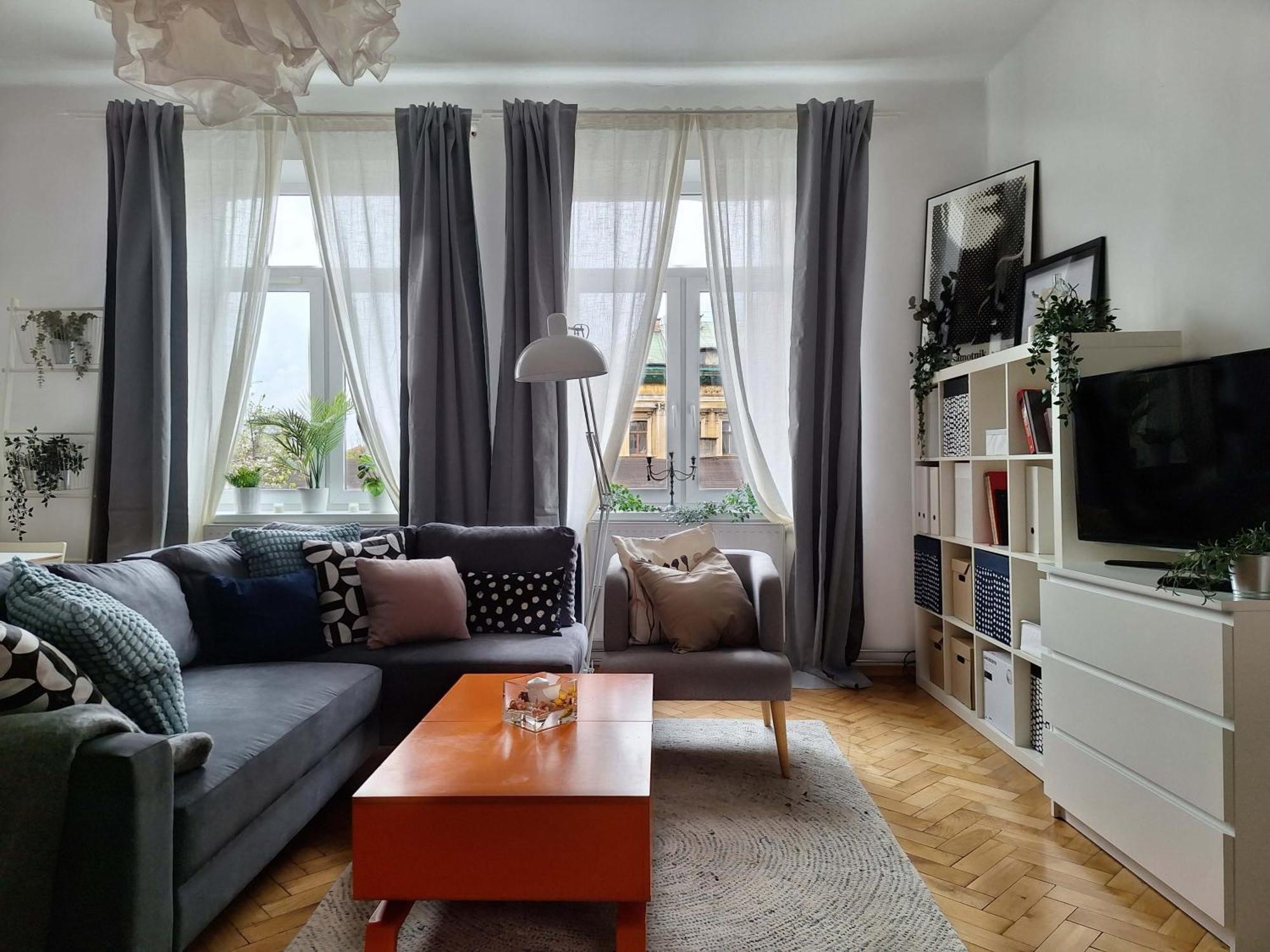 Beautiful And Spacious 69m2 For 5 Guests Next To Florian's Gate Leilighet Krasków